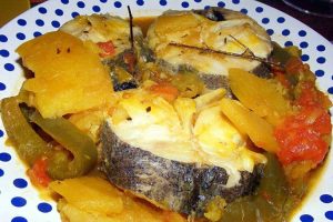 Cazuela de Pescado: Nuestro guiso marinero por excelencia.