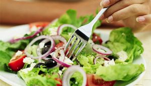 DIETA ANTITABACO, NO PIERDAS LA LÍNEA MIENTRAS LO DEJAS.
