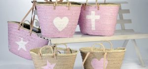 Cestas de mimbre decoradas para el verano