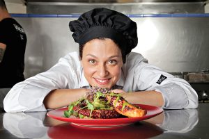 Sibia García, cocina de contrastes en La Mesa Noche