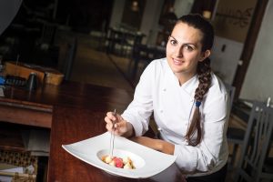 Laura Suárez: «Uno tiene que dedicarse a lo que le apasiona, no a lo que le gusta»